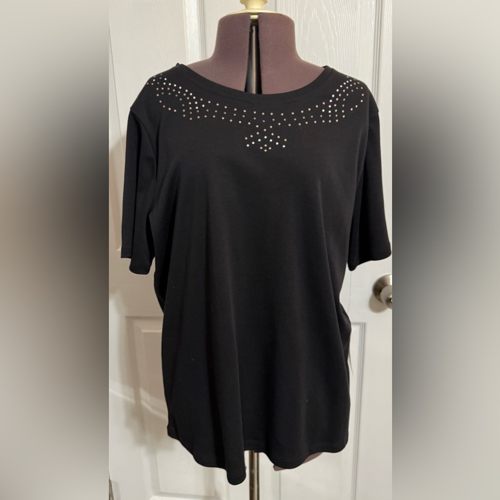 Chic Black Top